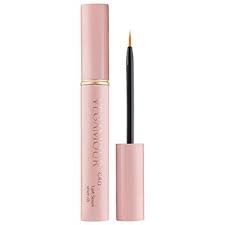 Vegamour Gro Lash Serum er en naturlig og kraftig formel som er designet for å gi deg fyldigere og lengre vipper. Dette serumet inneholder en blanding av planteekstrakter og vitaminer som bidrar til å styrke og nære vippene dine. Det er enkelt å bruke, og resultatene kan ses på så lite som 30 dager. Vegamour Gro Lash Serum er også vegansk og cruelty-free, og inneholder ingen parabener eller sulfater. Prøv det i dag for å få vakre, sunne vipper!