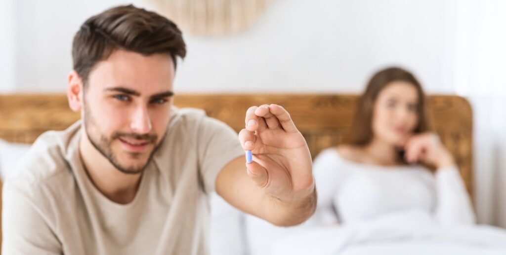 Bilde av par som velger å teste viagra for første gang.